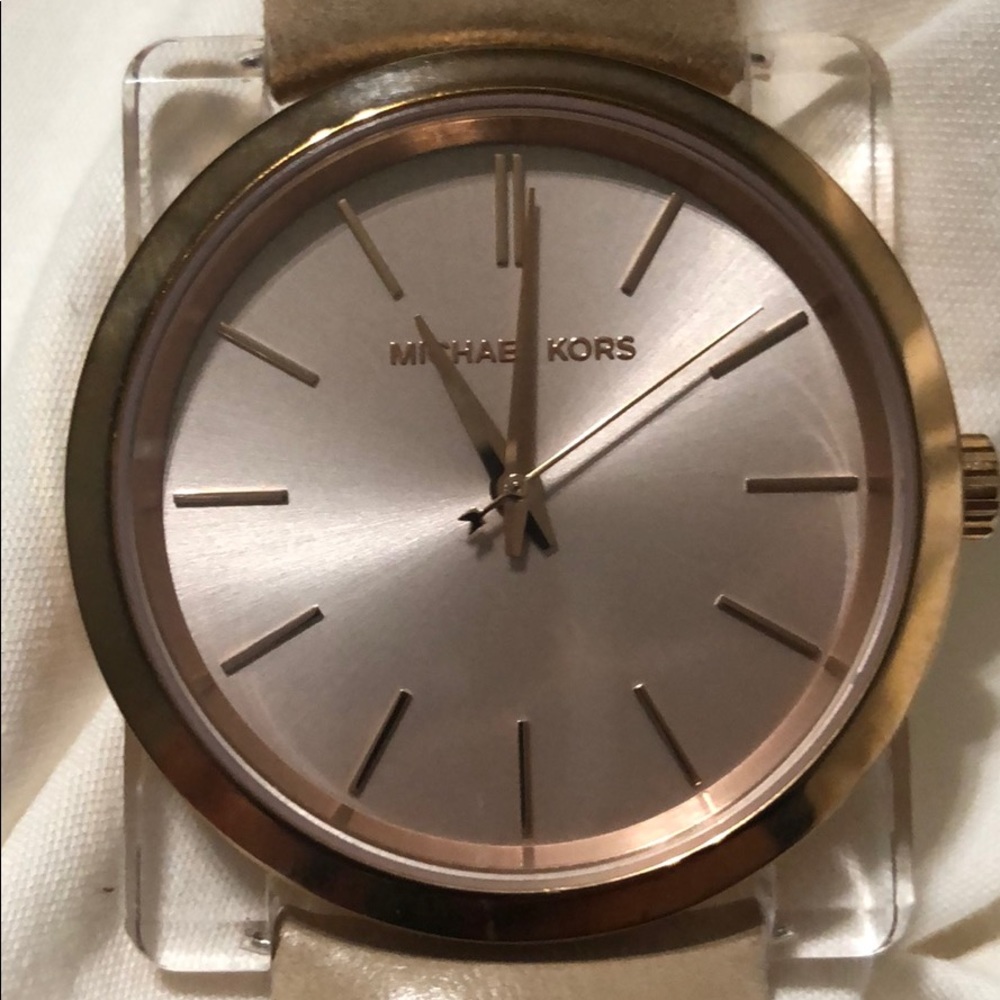 MK watch